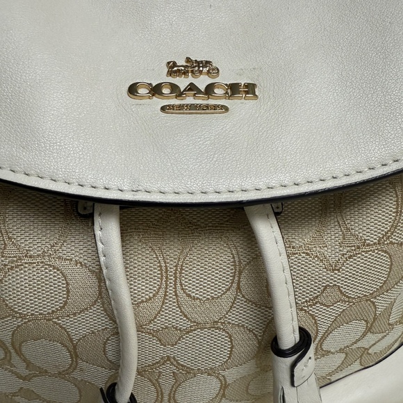 Coach Signature backpack - Picture 4 of 9